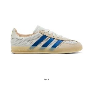 Adidas gazelle indoor in off white focus blue